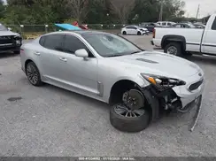 KNAE25LA6J6017589 2018 KIA STINGER
