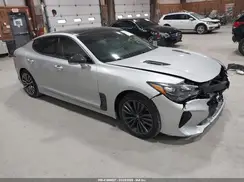 KNAE25LA6J6021819 2018 KIA STINGER