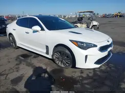 KNAE25LA6J6033419 2018 KIA STINGER