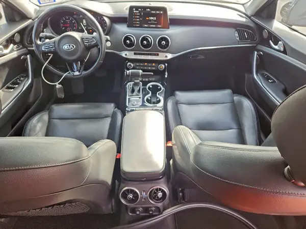 KNAE25LA7J6013955 2018 KIA STINGER - Image 8