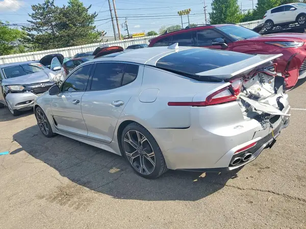 KNAE25LA7J6014751 2018 KIA STINGER - Image 2