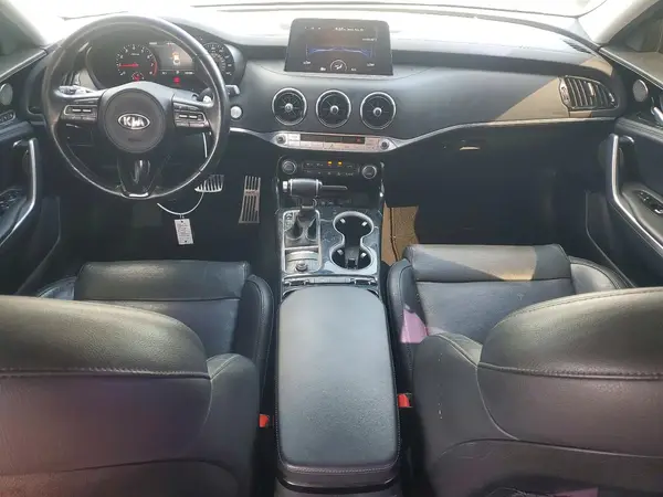 KNAE25LA7J6014751 2018 KIA STINGER - Image 8