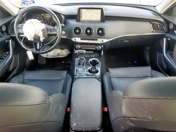 KNAE25LA7J6037754 2018 KIA STINGER - Image 8