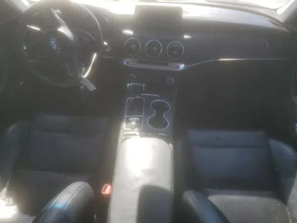 KNAE25LA7K6047637 2019 KIA STINGER - Image 8