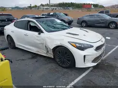 KNAE25LA8J6012328 2018 KIA STINGER