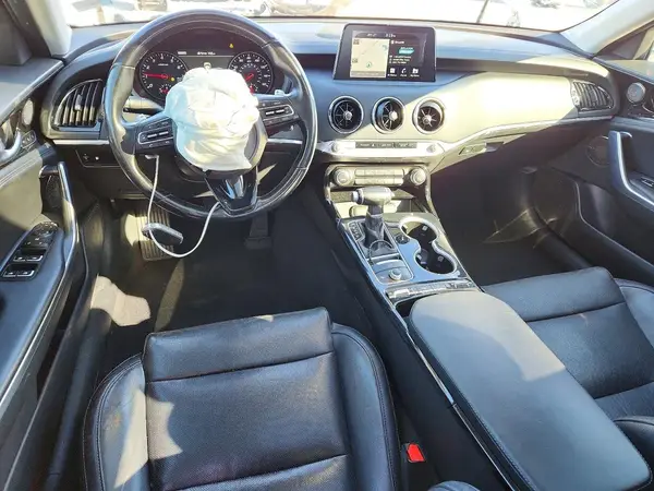 KNAE25LA8J6024110 2018 KIA STINGER - Image 8