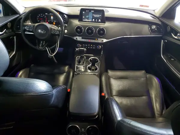 KNAE25LA8J6025967 2018 KIA STINGER - Image 8