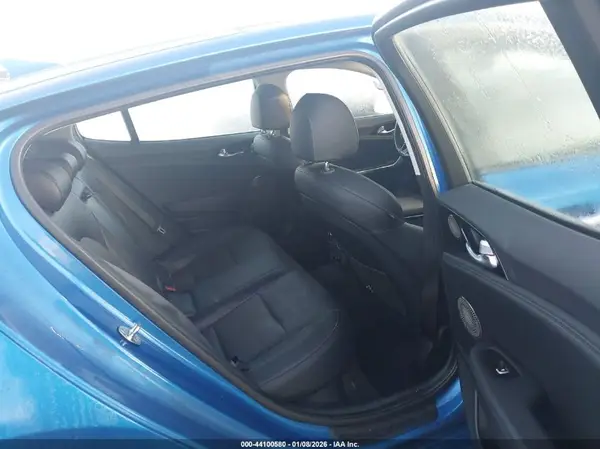 KNAE25LA8J6026455 2018 KIA STINGER - Image 8