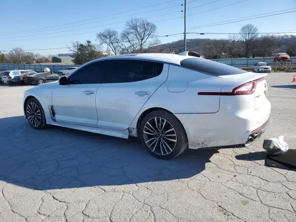 KNAE25LA8J6033664 2018 KIA STINGER - Image 2