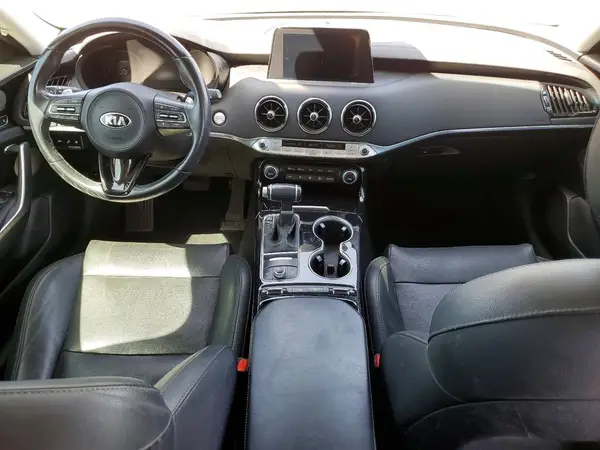 KNAE25LA8K6058811 2019 KIA STINGER - Image 8