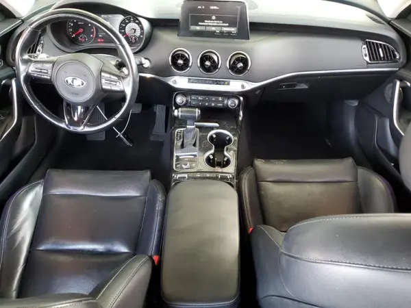 KNAE25LA8K6062700 2019 KIA STINGER - Image 8
