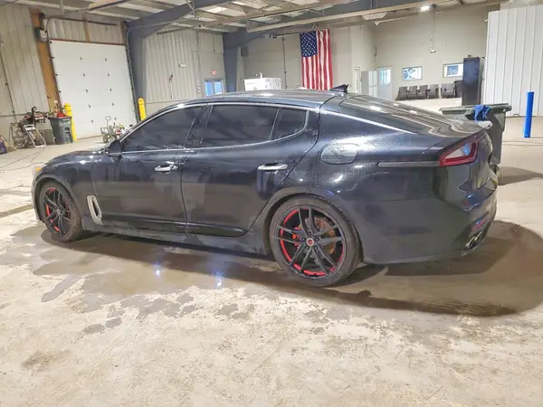 KNAE25LA9J6010796 2018 KIA STINGER - Image 2