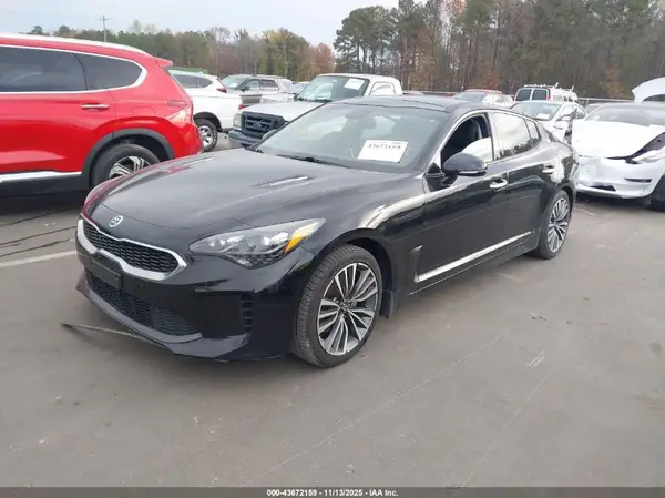KNAE25LA9J6012189 2018 KIA STINGER - Image 2