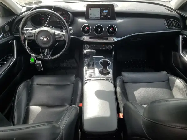 KNAE25LA9J6021250 2018 KIA STINGER - Image 8