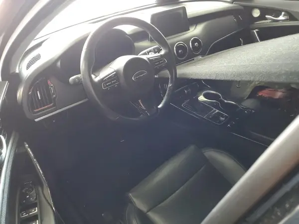 KNAE25LA9J6024567 2018 KIA STINGER - Image 8