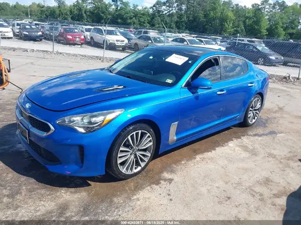 KNAE25LA9J6032846 2018 KIA STINGER - Image 2