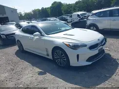 KNAE25LA9J6033091 2018 KIA STINGER