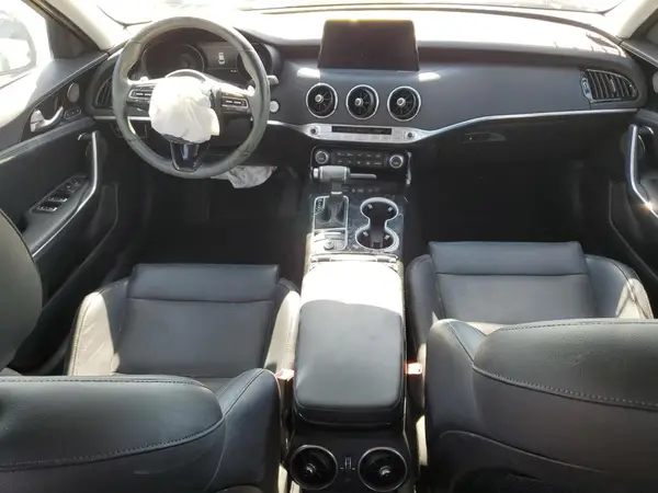 KNAE25LA9J6034631 2018 KIA STINGER - Image 8