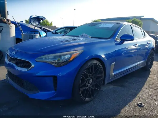KNAE25LA9K6058817 2019 KIA STINGER - Image 2