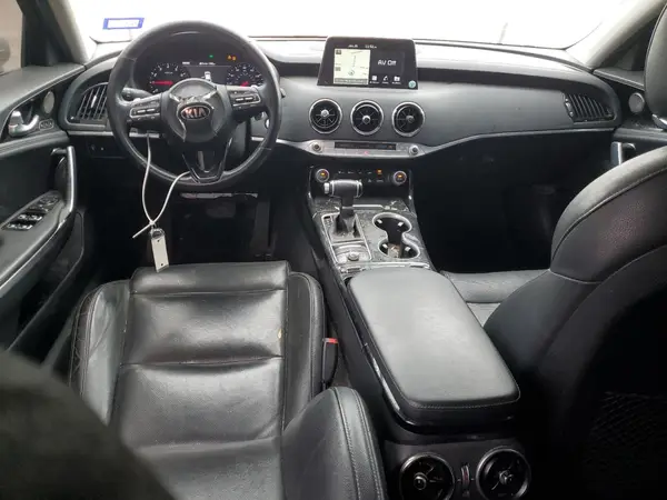 KNAE25LAXJ6012590 2018 KIA STINGER - Image 8