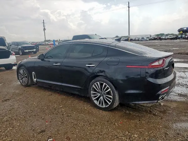 KNAE25LAXJ6014386 2018 KIA STINGER - Image 2