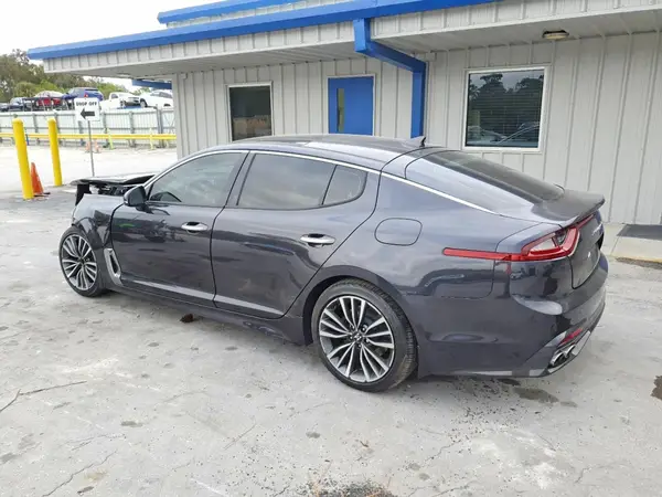 KNAE25LAXK6048121 2019 KIA STINGER - Image 2