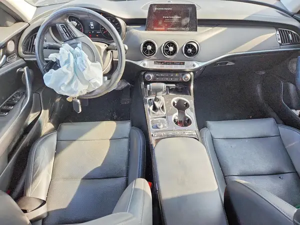 KNAE25LAXK6058051 2019 KIA STINGER - Image 8
