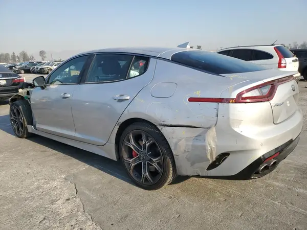 KNAE35LC0J6027632 2018 KIA STINGER - Image 2
