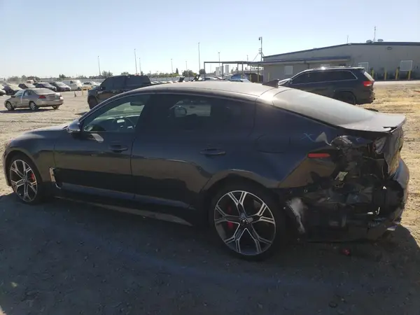 KNAE35LC0K6050359 2019 KIA STINGER - Image 2