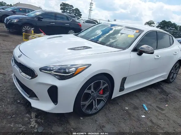 KNAE35LC0L6079667 2020 KIA STINGER - Image 2