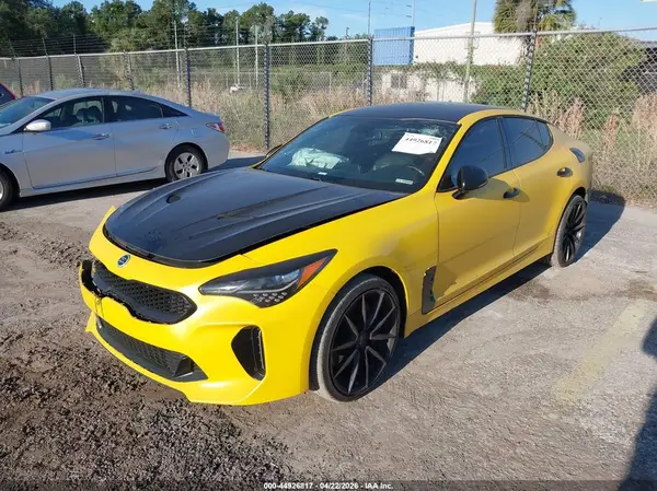 KNAE35LC1J6020706 2018 KIA STINGER - Image 2