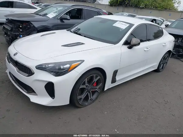 KNAE35LC1K6043386 2019 KIA STINGER - Image 2