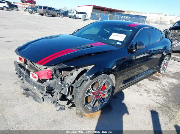 KNAE35LC1K6058955 2019 KIA STINGER - Image 2