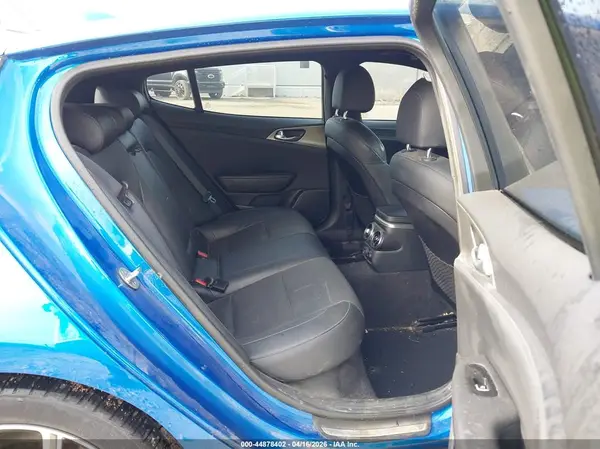 KNAE35LC2J6011819 2018 KIA STINGER - Image 8