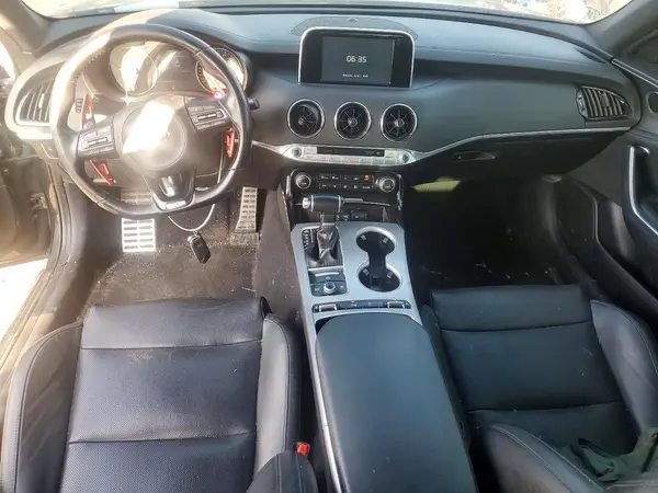 KNAE35LC2J6032427 2018 KIA STINGER - Image 8