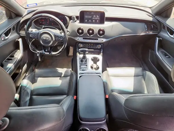 KNAE35LC2J6039734 2018 KIA STINGER - Image 8