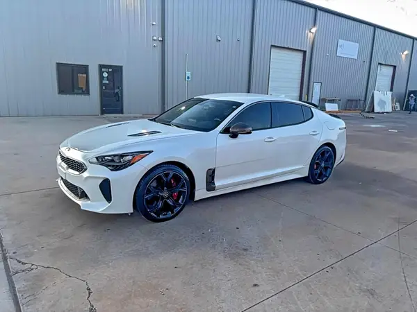 KNAE35LC2K6046054 2019 KIA STINGER - Image 2
