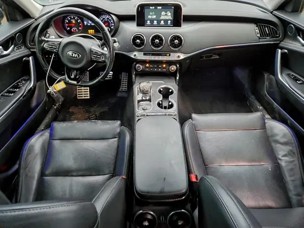 KNAE35LC2K6048192 2019 KIA STINGER - Image 8
