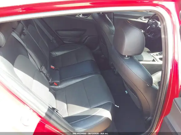 KNAE35LC2K6050928 2019 KIA STINGER - Image 8