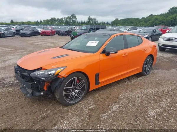 KNAE35LC2K6070094 2019 KIA STINGER - Image 2