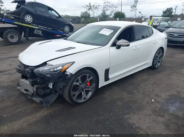 KNAE35LC2L6072106 2020 KIA STINGER - Image 2