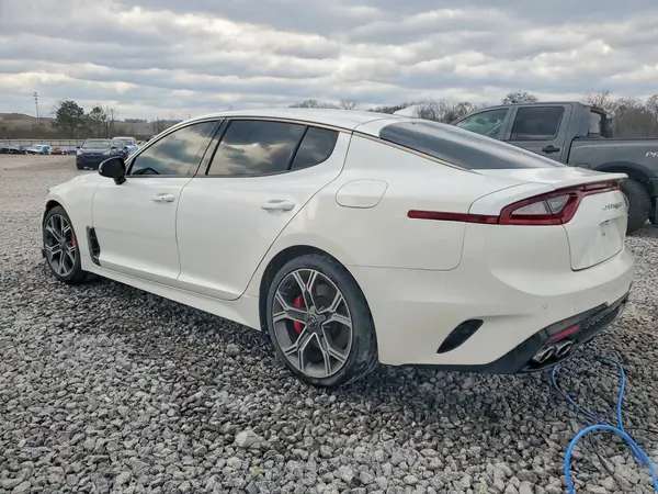 KNAE35LC2L6081811 2020 KIA STINGER - Image 2