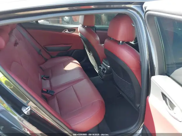 KNAE35LC2M6098108 2021 KIA STINGER - Image 8