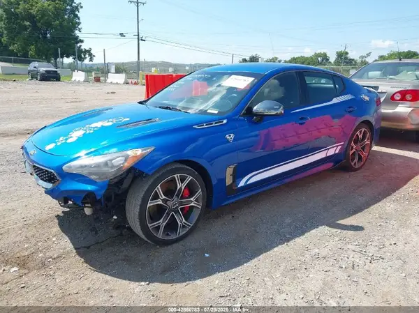 KNAE35LC3J6012509 2018 KIA STINGER - Image 2