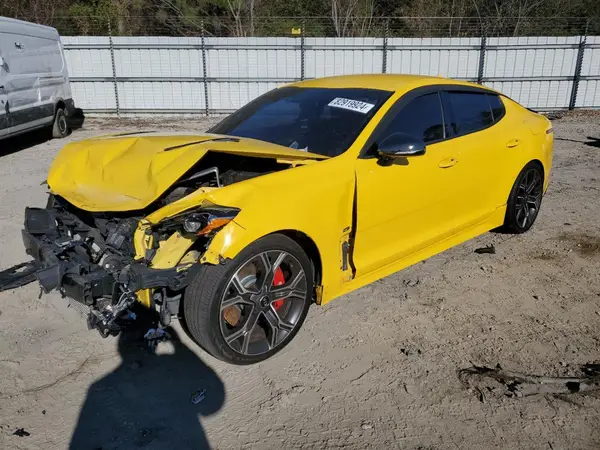 KNAE35LC3J6020903 2018 KIA STINGER - Image 2