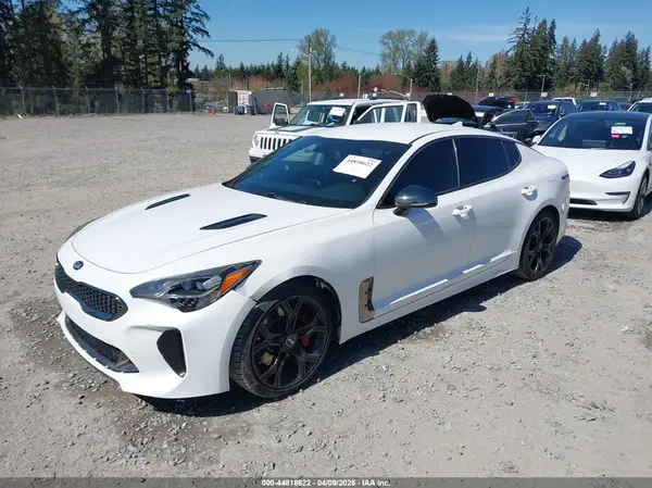 KNAE35LC3K6043115 2019 KIA STINGER - Image 2