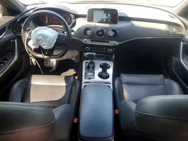 KNAE35LC3K6059413 2019 KIA STINGER - Image 8