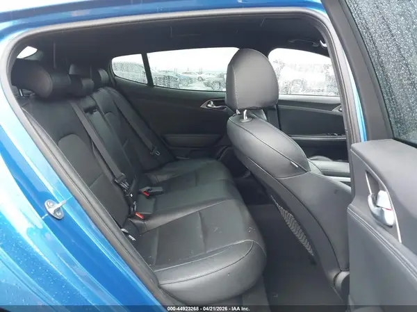 KNAE35LC4J6010865 2018 KIA STINGER - Image 8