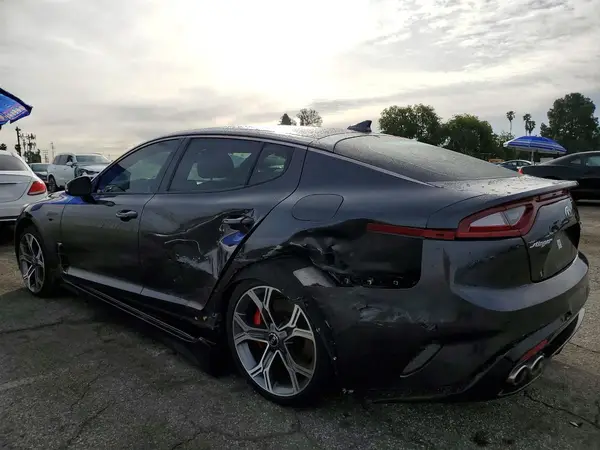 KNAE35LC4J6033854 2018 KIA STINGER - Image 2