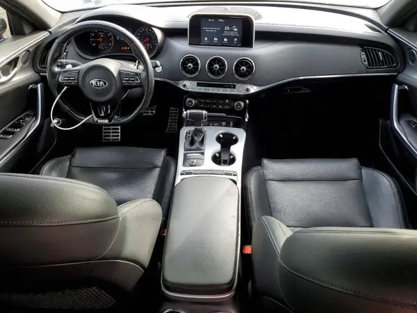 KNAE35LC4J6033854 2018 KIA STINGER - Image 8